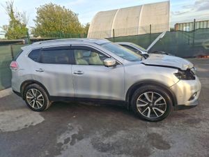 2017 Nissan Xtrail  7 seater  Full leather Automat - Image 2