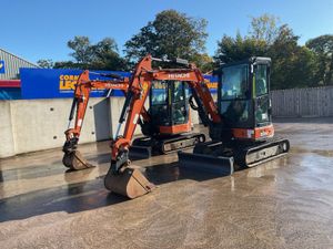 2023 HITACHI ZX33U-6-CX Mini Excavator - Image 2