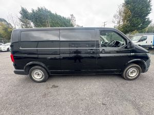 Volkswagen Transporter 2020 - Image 2