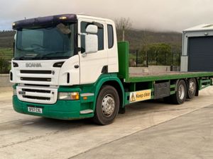 2007 P 270 6X2 FLAT BED WITH LIFT & STEER AXLE - Image 3