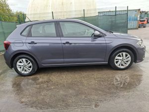222 Volkswagen Polo   Automatic Very Light Damage - Image 2