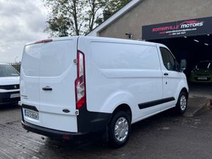FORD TRANSIT CUSTOM 2022 “€13,000 PLUS VAT” - Image 4