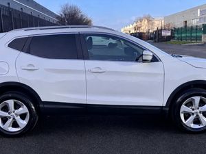 2021 Nissan Qashqai SV Commercial - Image 3