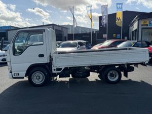 Isuzu NPR FLATBED - 3 SEATER - 3.0L DIESEL - AUTO - Image 3