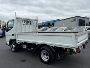 Mitsubishi Canter FLATBED - 3 SEATER - 3.0L DIESEL - Image 3
