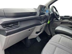 Ford Transit Custom 2.5 320 Duratec 11.8kWh Limite - Image 3
