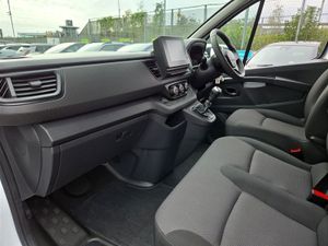 Renault Trafic TRAFIC LL30 BLUE DCI 150 START - Image 4