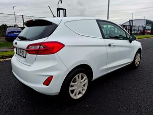 2019  FORD FIESTA 1.5 TDCI 120 2 SEAT VAN - Image 2