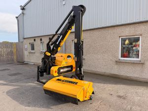 Used McConnel PA6577 Hedgecutter - Image 2