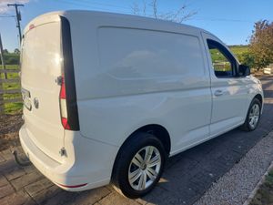 VOLKSWAGEN CADDY 222' 102 BHP / M6F - Image 3