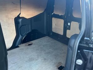Ford Transit Courier 1.0 EcoBoost 125ps Limited  A - Image 4