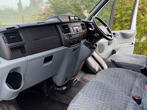 Ford Transit 2011 16 Seat Bus - Image 4