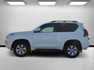 Toyota Land Cruiser 2021 SWB ONLY 74,000 KMS - Image 4