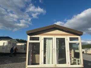 BARGAIN SINGLE UNIT CHALET 40X12 2 BEDROOM - Image 2