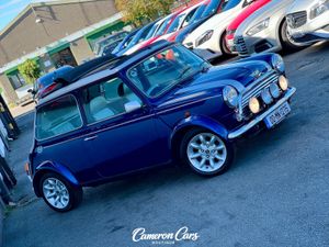 MINI COOPER SPORT 11000mls ONLY COLLECTORS CAR - Image 4