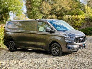 2025 Ford Transit Custom Limited 2.0 Automatic - Image 4