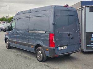 Mercedes Benz Sprinter Manual 2.1 Diesel Low Miles - Image 3
