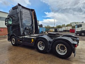 2020 (70) VOLVO FH540 6X4 GLOBETROTTER XL - Image 4