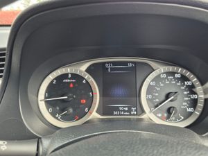 Nissan Navara  ACENTA DCI - Image 4