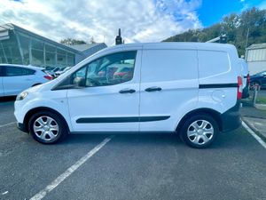 Ford Transit Courier Trend 1.5 Diesel - Image 3
