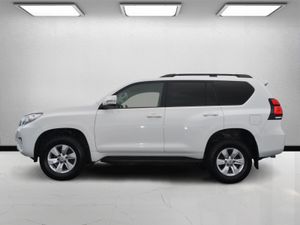 Toyota Land Cruiser 2024 LWB AUTO COMMERCIAL - Image 3