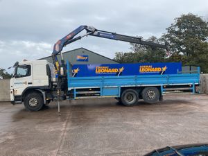 2007 VOLVO FM340 6x2 Flatbed Crane Lorry3 of 12200 - Image 2