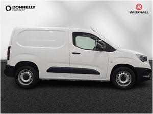 Vauxhall Combo Cargo 2300 1.5 Turbo D 100ps H1 Dyn - Image 4