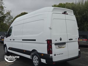 Renault Master LH35 Blue dCi 150 Advance High Roof - Image 2
