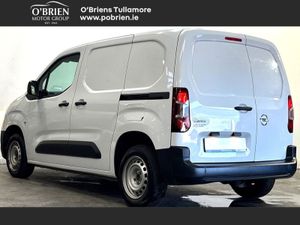 Opel Combo KOMFORT L1H1-1.5 100BHP  D 3D - Image 3