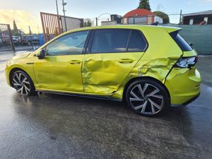 212 Volkswagen Golf R Line - Image 4