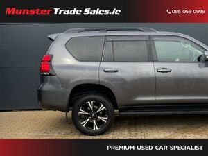 Toyota Land Cruiser 2.8 D-4D Automatic Commercial - Image 4