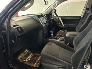 Toyota Land Cruiser LAND CRUISER LWB COMMERCIAL AU - Image 3