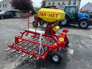 New Jarmet 3M Harrow with Air Seeder - Image 4