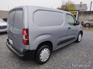 2020 Vauxhall Combo 1.5 cdti 2000 limited - Image 4