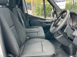 2023 Sprinter 315/43 LWB Rev Cam & 360 Park Pack - Image 4