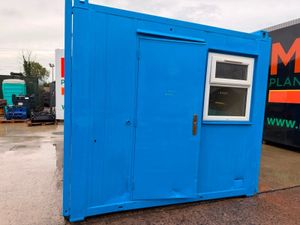 12ft x 9ft Portable Accommodation / Office Cabin - Image 4
