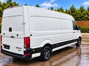 222 MAN TGE LION LX 140 BHP 6 SPEED LWB LIKE NEW - Image 4