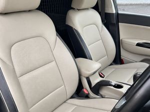2020 Kia Sportage K3 MHEV Commercial - Image 4