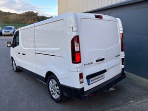 Renault Trafic LL30 BLUE DCI 130 SPORT LOW KMS 1 O - Image 4