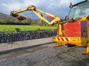 2004 Twose Q580S Hedge Cutter (26384) - Image 2