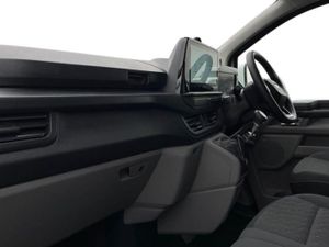 Ford Transit Custom 320 Limited L1 SWB Double Cab - Image 3
