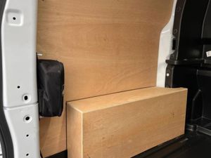 Ford Transit Custom 320 Limited L1 SWB Double Cab - Image 4
