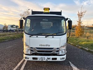 2023 Isuzu 3.5 Ton Tipper - Image 3