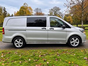 Mercedes-Benz Vito Crew Cab Bluetec Sport NO VAT - Image 2