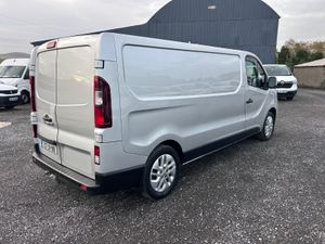 2021 Renault Trafic ‘Sport - 95’000 kms - Image 4