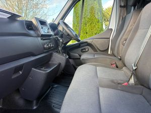 Renault Master Business 2.3D  2023 - Image 4