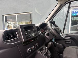 Renault Master Business 2.3D  2023 - Image 2