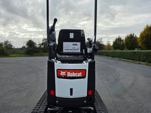 NEW Bobcat E10z Mini Digger | From € 84 p/ week - Image 4