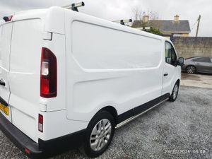 2021 Renault Trafic 2.0 DCI sport 120bhp - Image 4