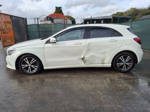 162 Mercedes A-Class  A180  1.5 Diesel - Image 4